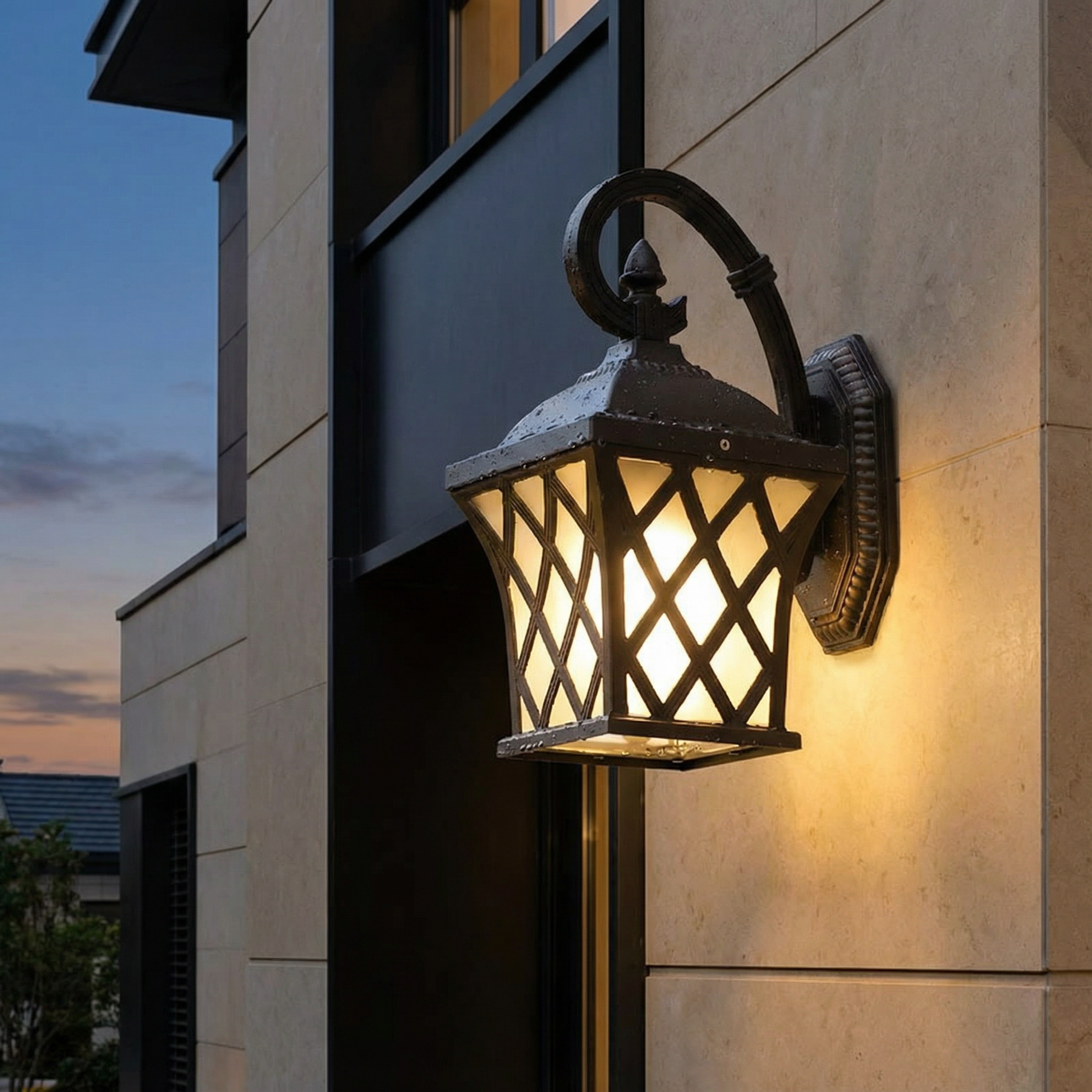 Vintage Outdoor Wall Light – Retro Black & Glass