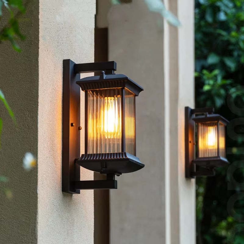 Premium Outdoor Metal Wall Lamp
